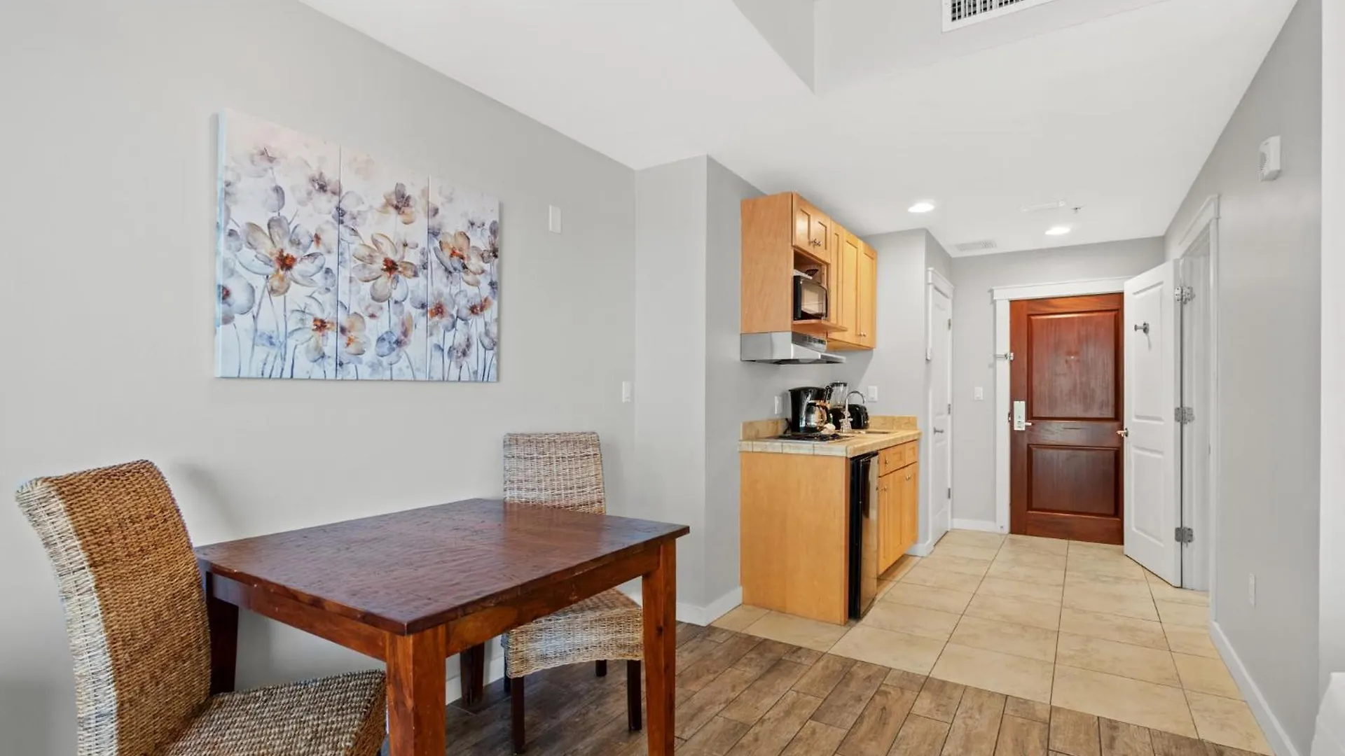 Daire Origin 0734 - Studio King - Sunny Pool Deck And Gulf View By Beach Haven Vacation Rentals Panama City Beach